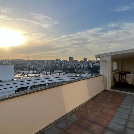 200 m2 muhteşem çatı katı, roof Apartamento Istambul Exterior foto