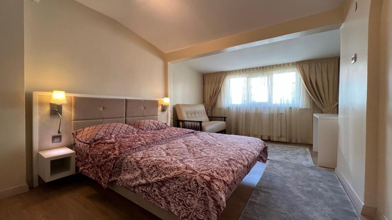 200 m2 muhteşem çatı katı, roof Apartamento Istambul Exterior foto