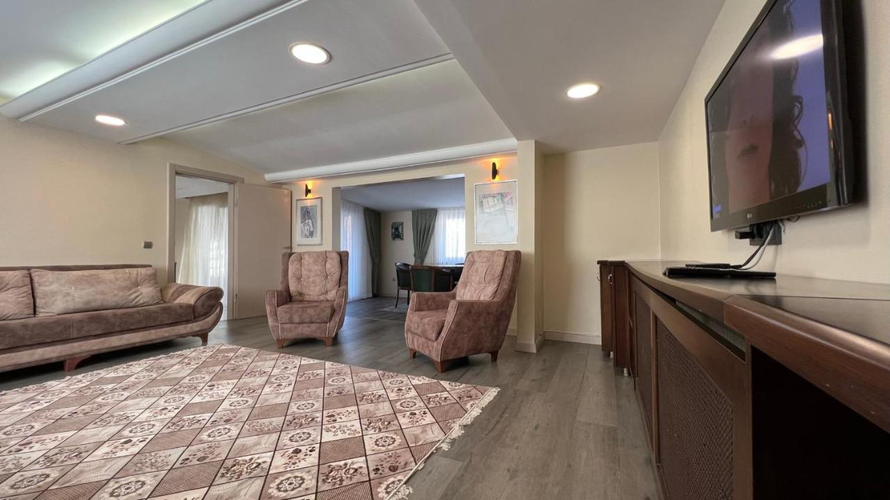 200 m2 muhteşem çatı katı, roof Apartamento Istambul Exterior foto